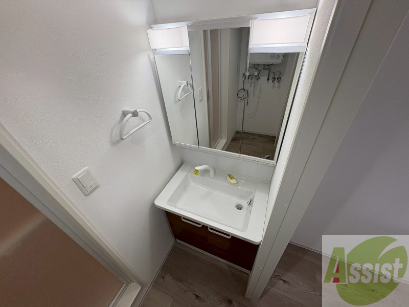 洗面設備　シャンプードレッサーで身支度もラクラクです！