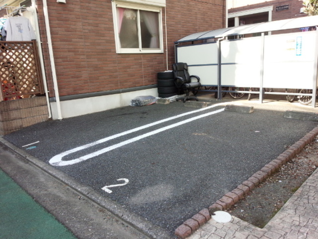 駐車場　駐車場