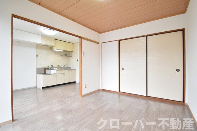 居室・リビング　ＬＤＫ１３．５帖