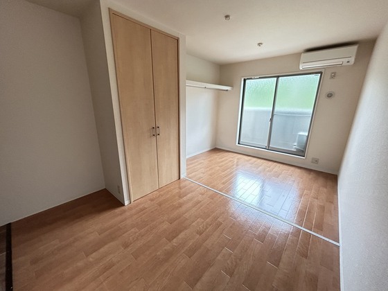 居室・リビング　※別部屋の写真です