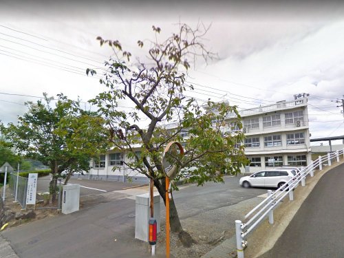 中学校　雲仙市立愛野中学校（中学校）まで1990m