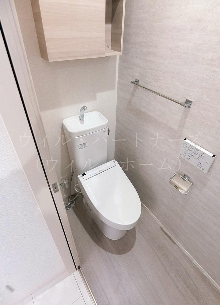 都営大江戸線 落合南長崎駅 徒歩11分 3階建 築1年のトイレ写真