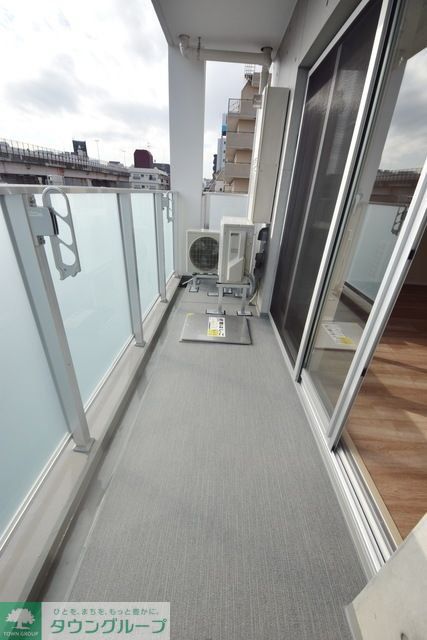 バルコニー　バルコニー