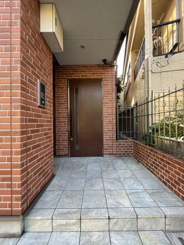 エントランス　入口部分