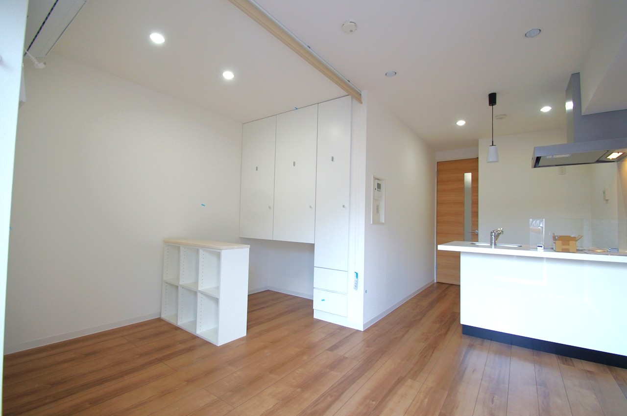 その他部屋・スペース　清潔感のあるフローリングのお部屋です