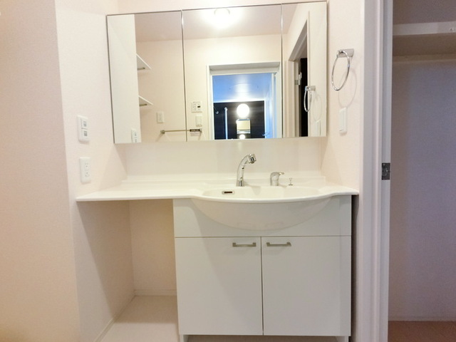 洗面設備　洗面化粧台