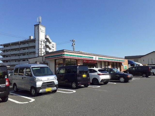 コンビニ　セブンイレブン（コンビニ）まで450m