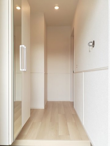 玄関　明るい玄関です