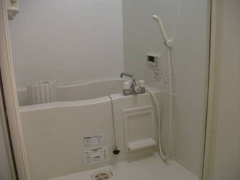 バス・シャワールーム　図面と現状に相違がある場合には現状を優先