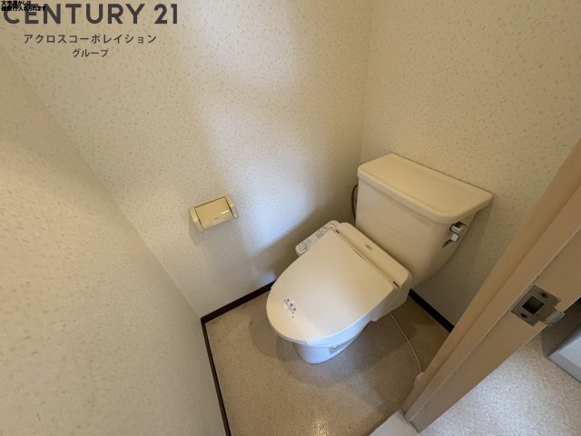 トイレ　シンプルで機能的なトイレです☆