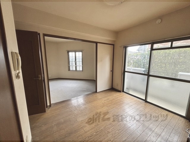 居室・リビング　洋室