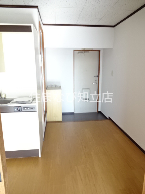 居室・リビング　同型写真