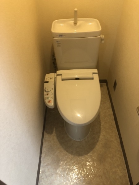 トイレ　※別のお部屋のお写真です。御参考までに。