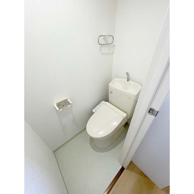 トイレ　※別号室イメージ