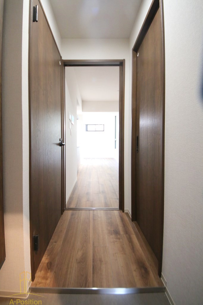 玄関　ドゥーエ南堀江