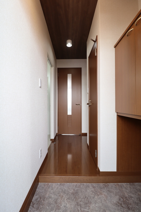 玄関　（同間取参考写真）