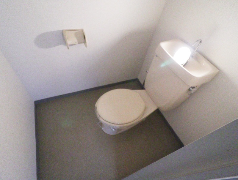 トイレ　図面と現状に相違がある場合には現状を優先