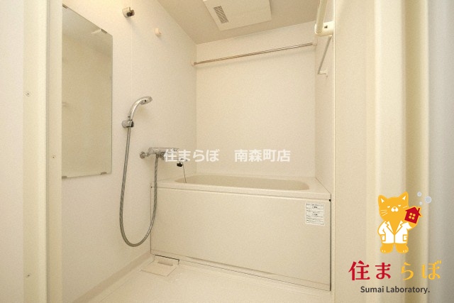 バス・シャワールーム　「見た目じゃなく、心に“しっくりくる”を大切に。」