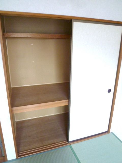 収納　★押入れ収納スペース★