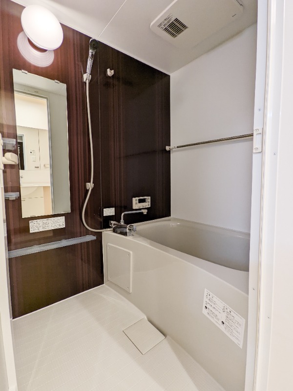 バス・シャワールーム　図面と現状に相違がある場合には現状を優先