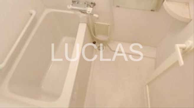 バス・シャワールーム　浴室も付いており、日々の疲れを癒します♪