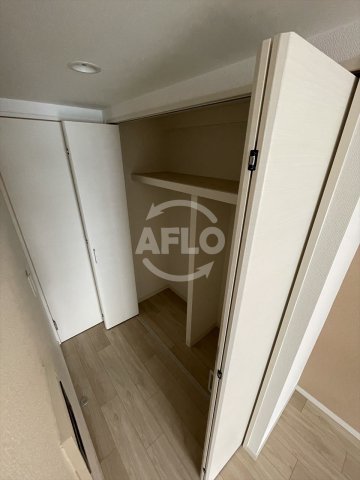 収納　スプランディッド淀屋橋DUE　クローゼット