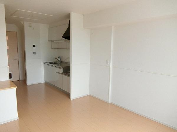 居室・リビング　広々としたリビング！