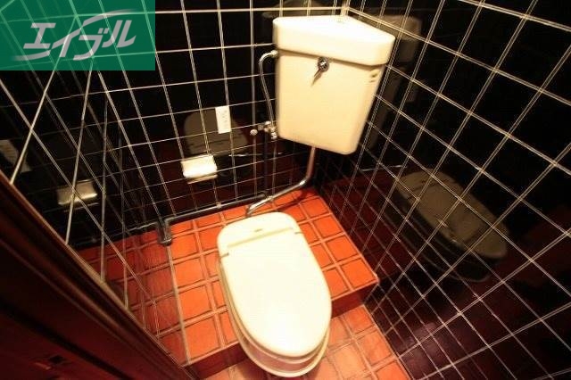 トイレ　トイレ