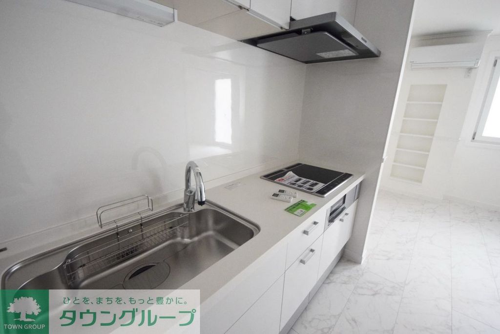 キッチン　お問い合わせはタウンハウジング調布店まで