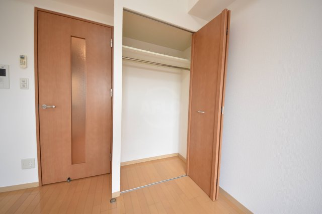 収納　エステムコート大阪ベイエリア　収納