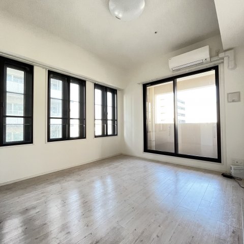 居室・リビング　同仕様タイプです