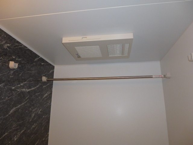 その他設備　浴室乾燥機