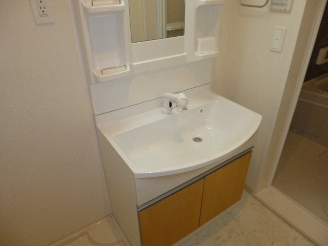 洗面設備　シャンプードレッサー