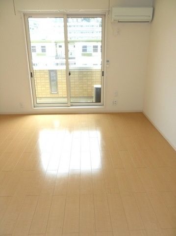 居室・リビング　★お部屋探しはタウンハウジング稲田堤店まで★