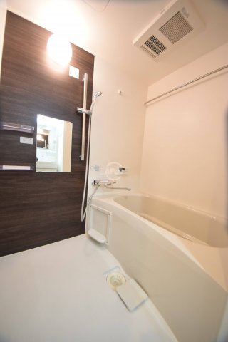 バス・シャワールーム　COCORO-EAST　浴室乾燥機付き