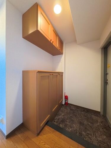 玄関　玄関収納