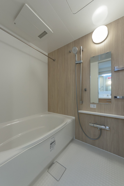 バス・シャワールーム　※写真は同タイプ住戸です。