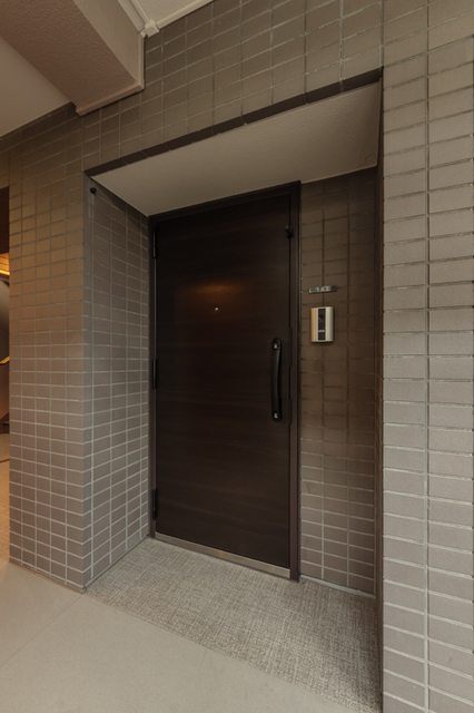 玄関　※写真は同タイプ住戸です。