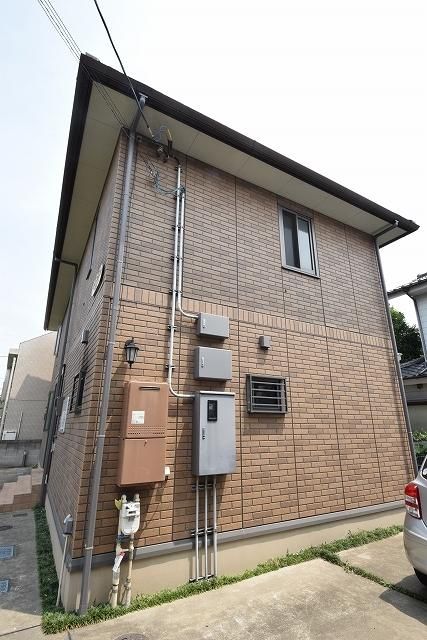 建物外観　★大手ハウスメーカー施工の築浅テラスハウス・駐車場付帯物件…