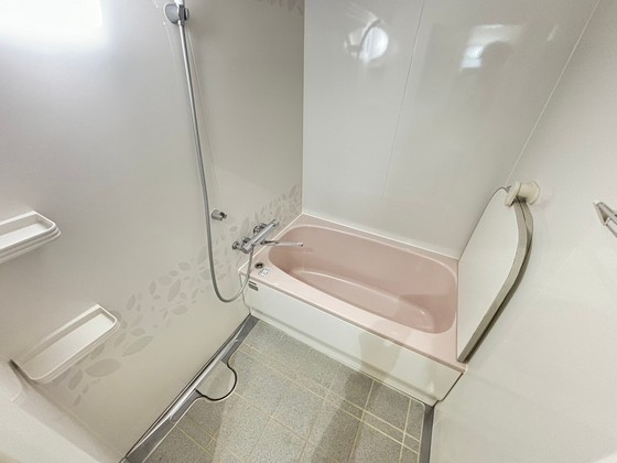 バス・シャワールーム　※別号室の写真使用