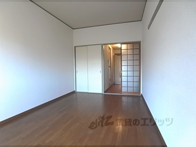 居室・リビング　洋室