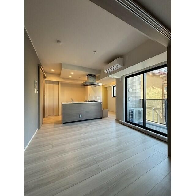 居室・リビング　※別部屋参考写真