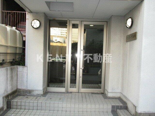 エントランス　建物の内部です