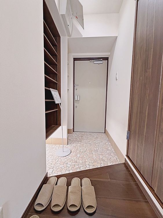 玄関　※別室参考写真