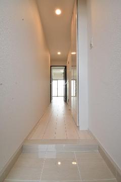 玄関　玄関（イメージ）