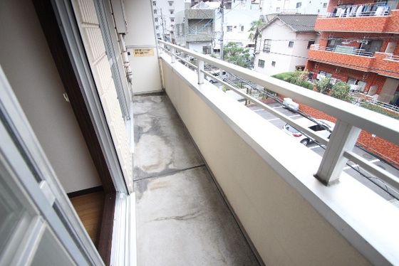 バルコニー　※別部屋の写真です