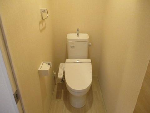 トイレ　シャワー付トイレ