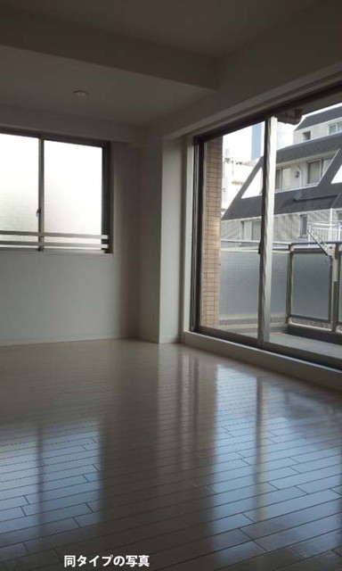 居室・リビング　リビング　同タイプのお部屋写真を使用しております