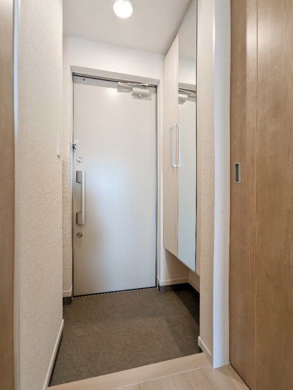 玄関　図面と現状に相違がある場合には現状を優先