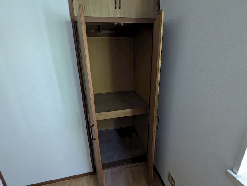 収納　別室参照